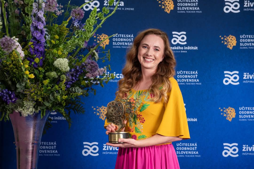 Alena Rapčan Štrompová: Ak rodičia obedujú s mobilom v ruke, je zbytočné chcieť od detí odlišné správanie