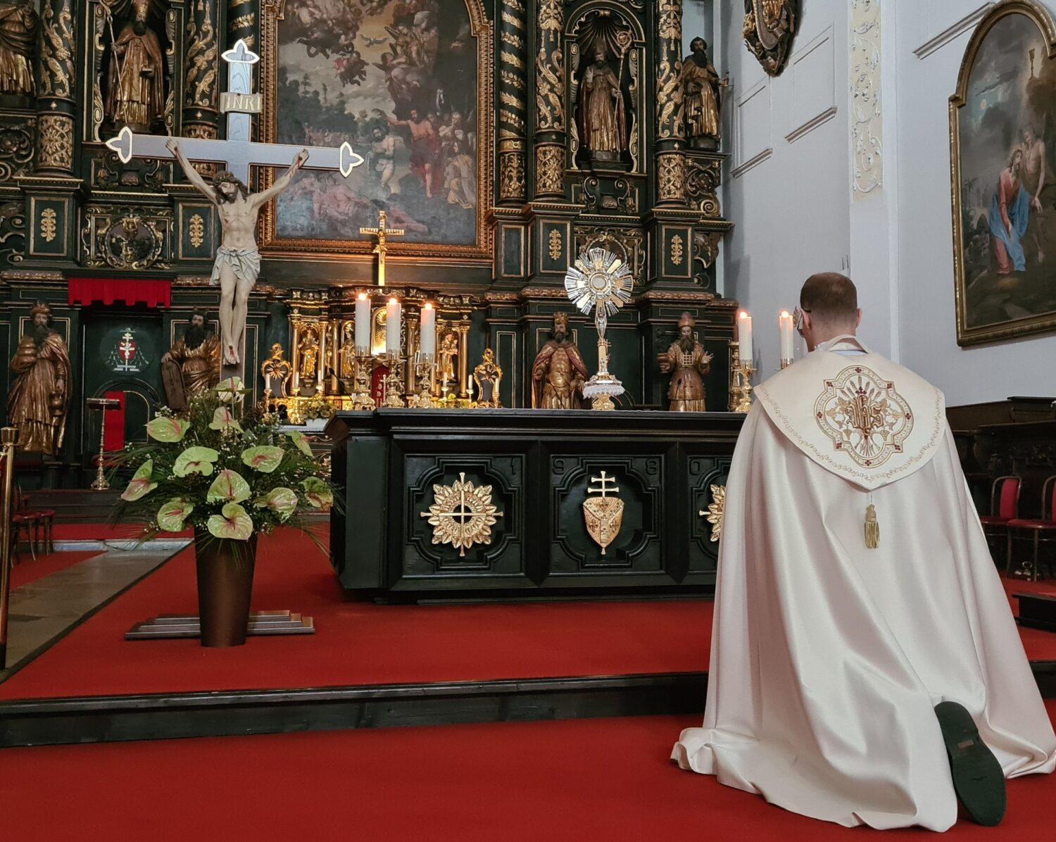 Veriaci v Trnavskej arcidiecéze pokračujú v modlitbách za pápeža Františka