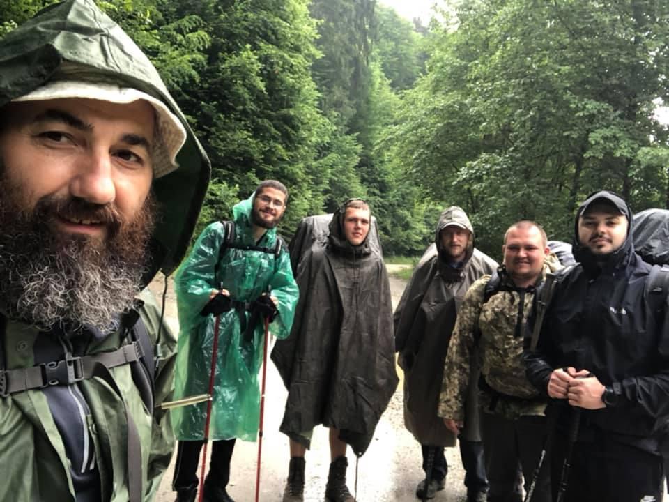 Biskupské srdcovky: Pozorovanie hviezd, turistika v týždni či vojenské operácie