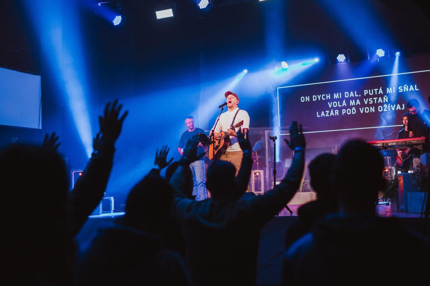 V Banskej Bystrici sa na Godzone Mužskej konferencii stretnú stovky mužov zo Slovenska a Česka