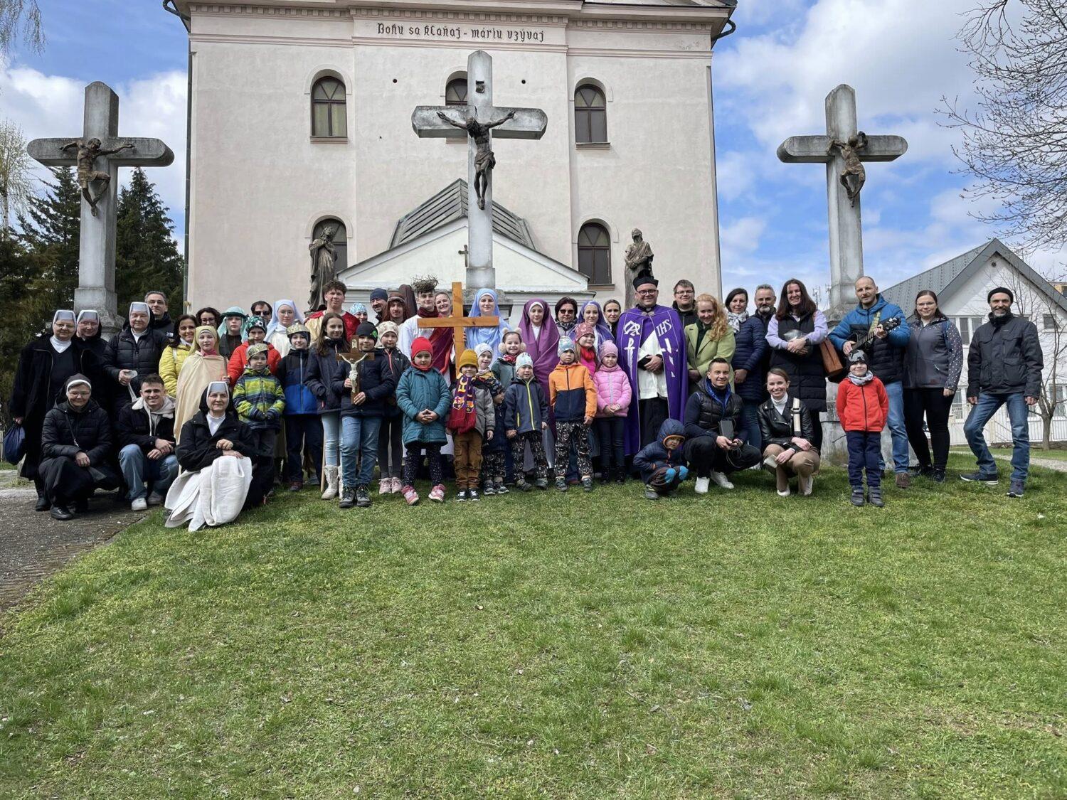 Kňaz Dávid Černiga: Najdôležitejšie je, aby dieťa v Pôste pochopilo, že Ježiš ho má rád a že láska sa prejavuje cez malé skutky