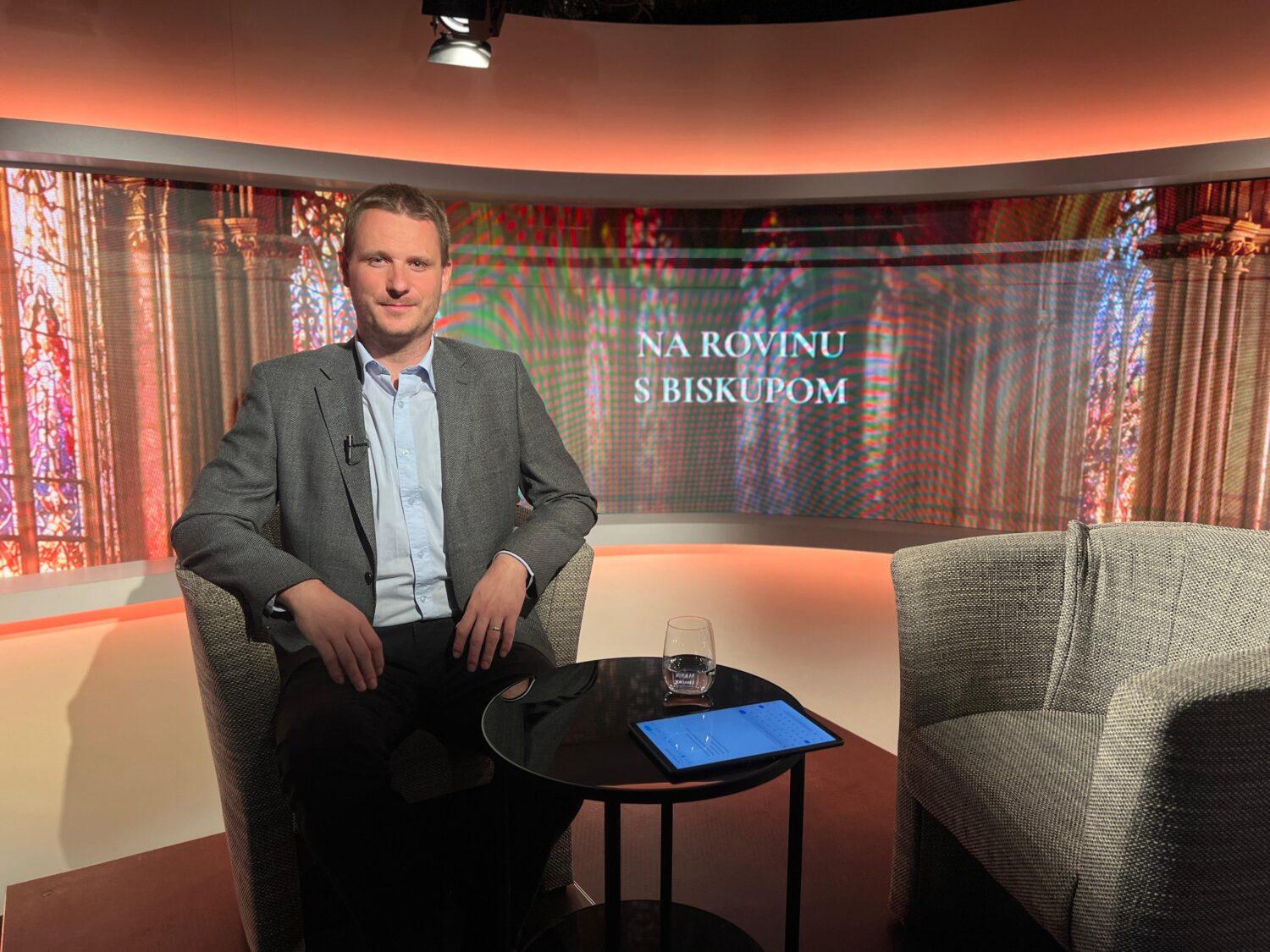 Na rovinu s biskupom – nová relácia Televízie LUX
